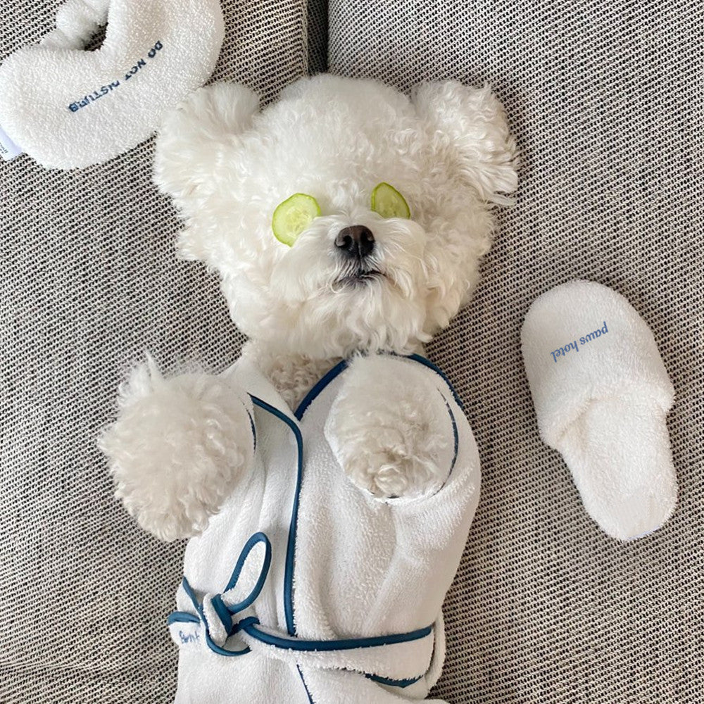Transform Your Pet's Bath Time with the Hotel Pet Bath Towel Bathrobe!